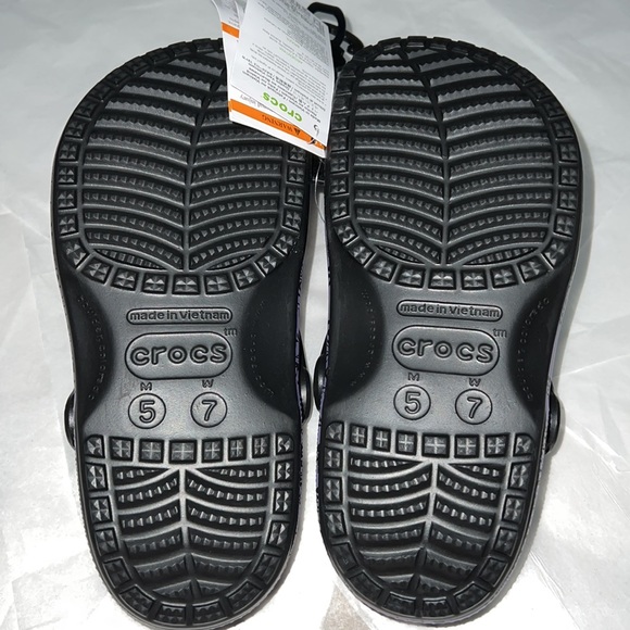 M5/W7 DISNEY CROCS The Haunted Mansion UNISEX Shoes *SLIP RESISTANT* - Picture 12 of 14